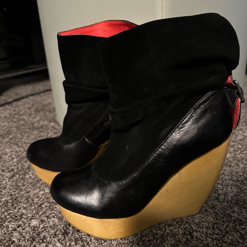 Matiko Black and Red Wedge Boots